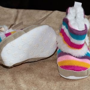 Rainbow fur lined baby boots 0-6 months